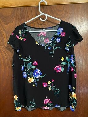 Old Navy women’s size XL top